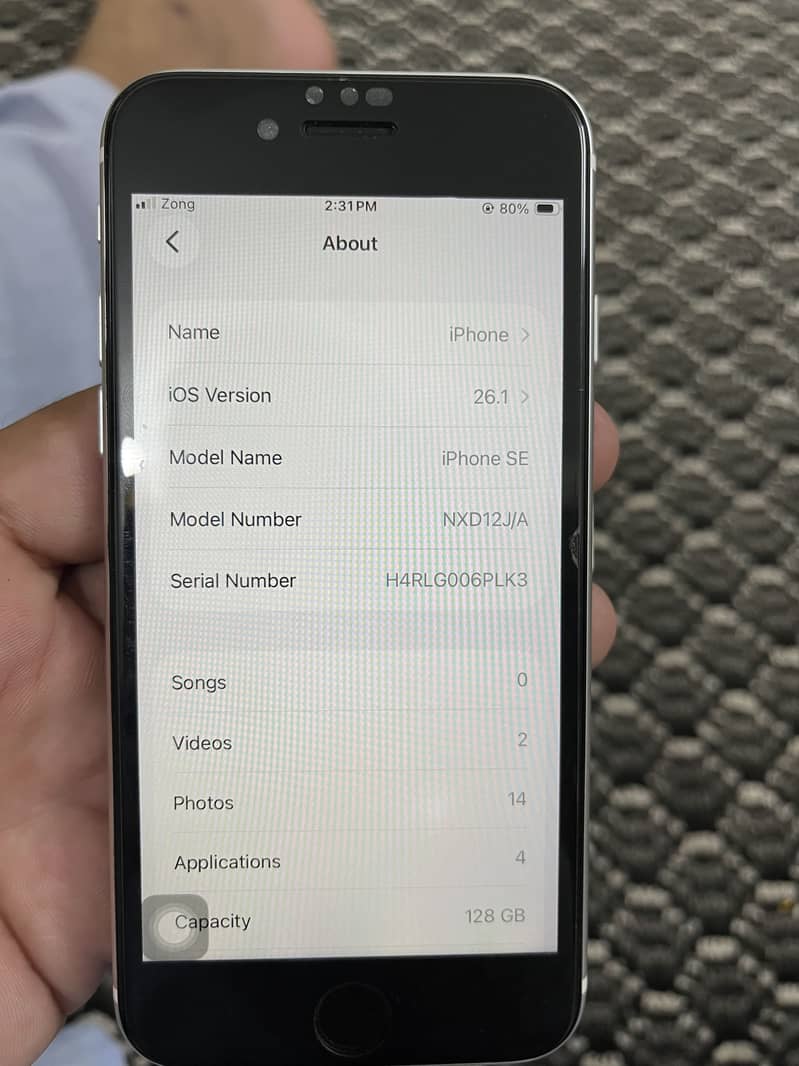 Apple iPhone SE second generation 20 model 4