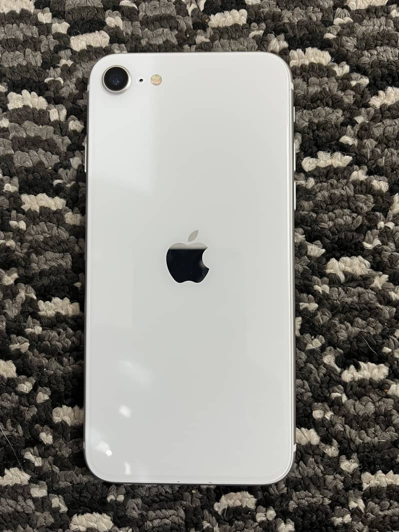 Apple iPhone SE second generation 20 model 6