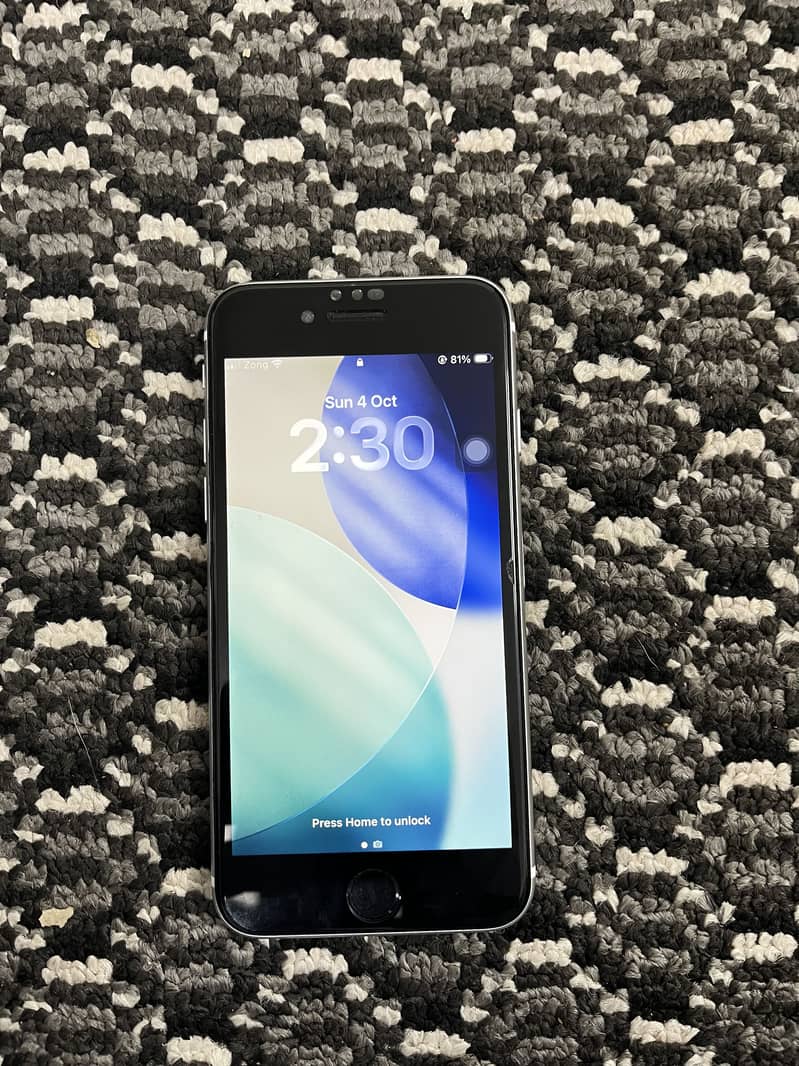 Apple iPhone SE second generation 20 model 7