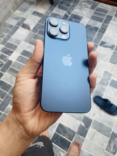 Apple iPhone 15 Pro Max 512GB 100BH Waterpack