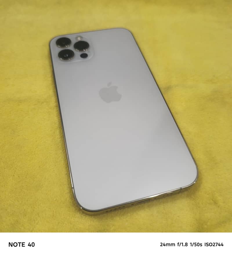 Apple iPhone 12 Pro 6