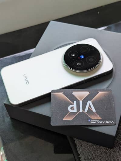 Vivo X300 Pro 16/512gb Dual Sim official pta
