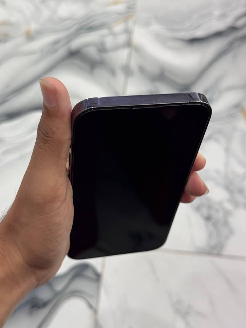 Apple iPhone 14 Pro Max 2