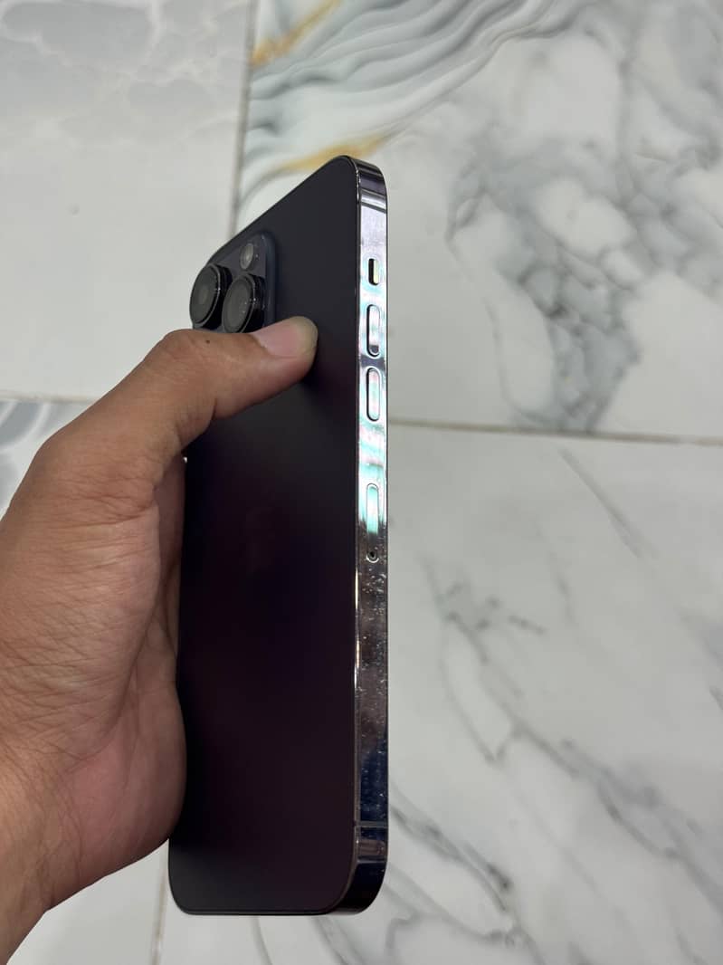 Apple iPhone 14 Pro Max 3