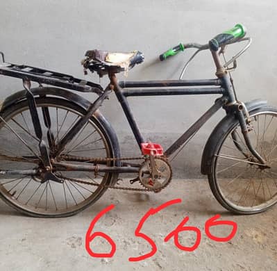 03030987199دونوں سائیکلیں سراب کی ہیں ایک بڑی سائیکل ہےے