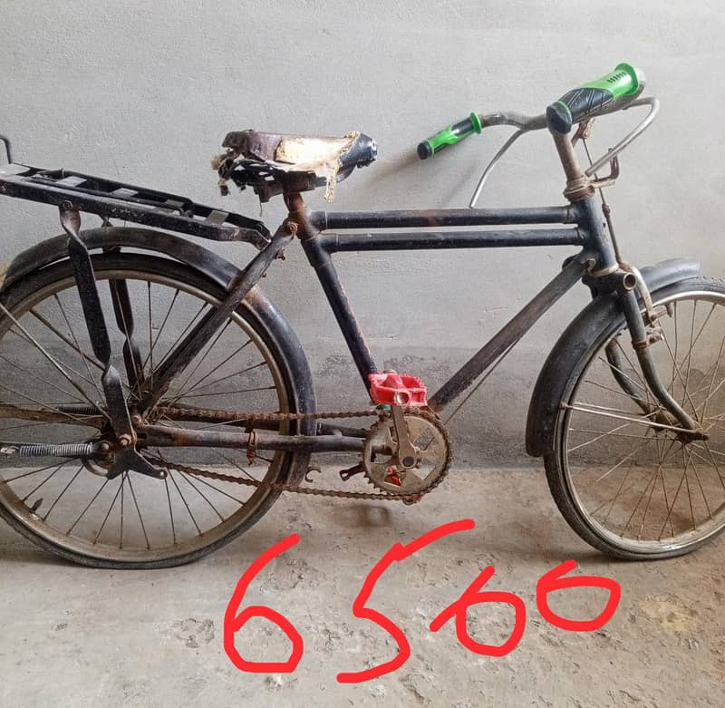 03030987199دونوں سائیکلیں سراب کی ہیں ایک بڑی سائیکل ہےے 0