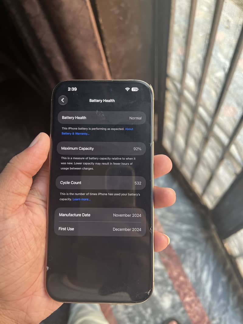 Apple iPhone 16 Pro Max 2