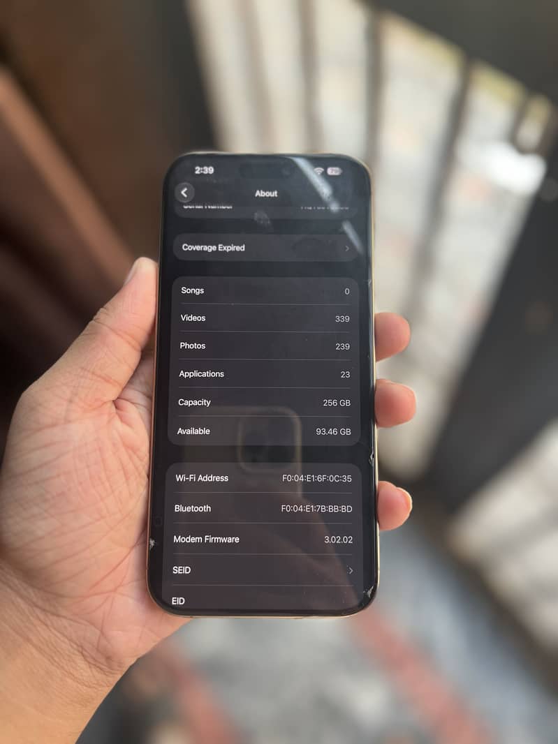 Apple iPhone 16 Pro Max 4