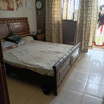 Rent portion 240 yards ist floor Erum banglows 3bed. d. d Nipa to Alladin park