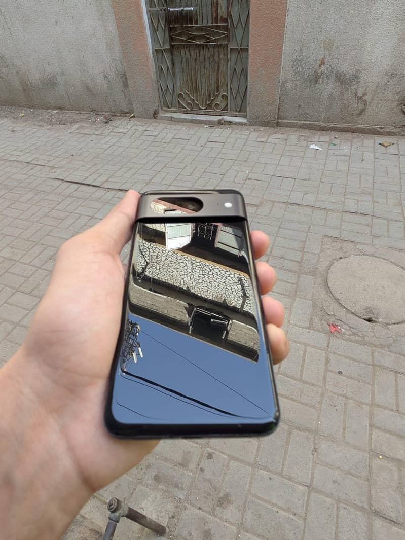 Google Pixel 8 1