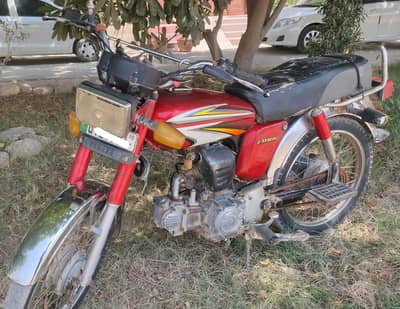 Yamaha YD-100 2010 Model