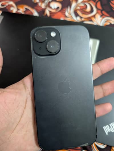 Apple iPhone 15