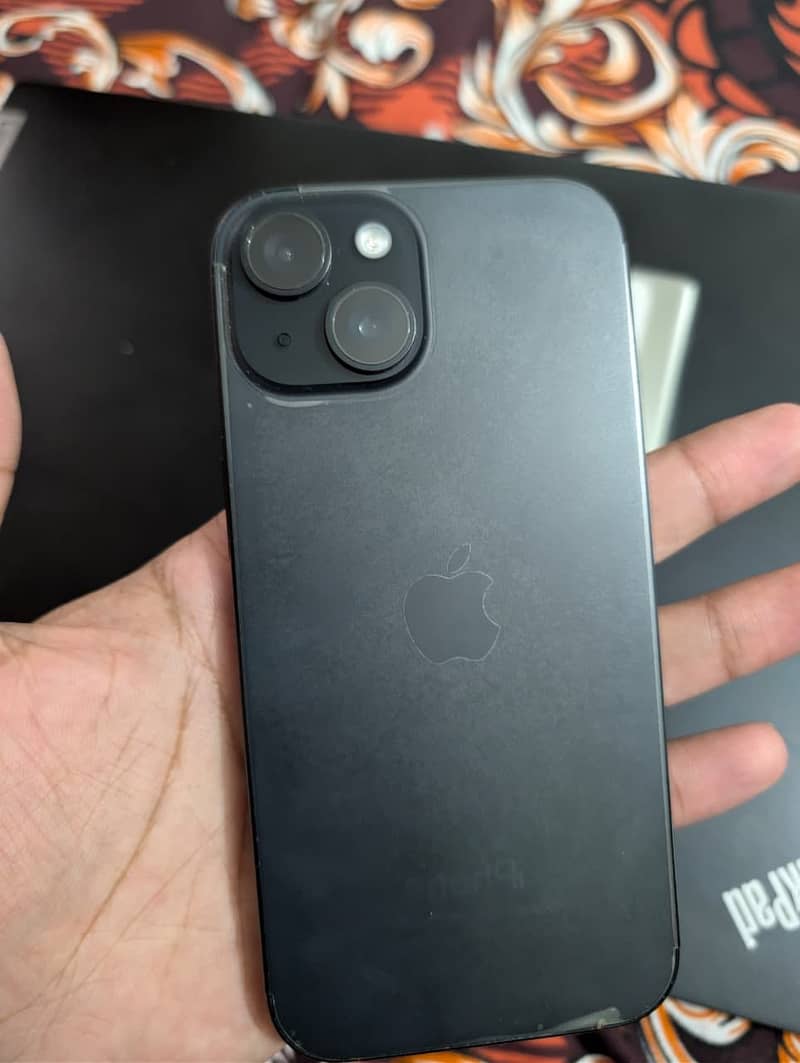 Apple iPhone 15 0