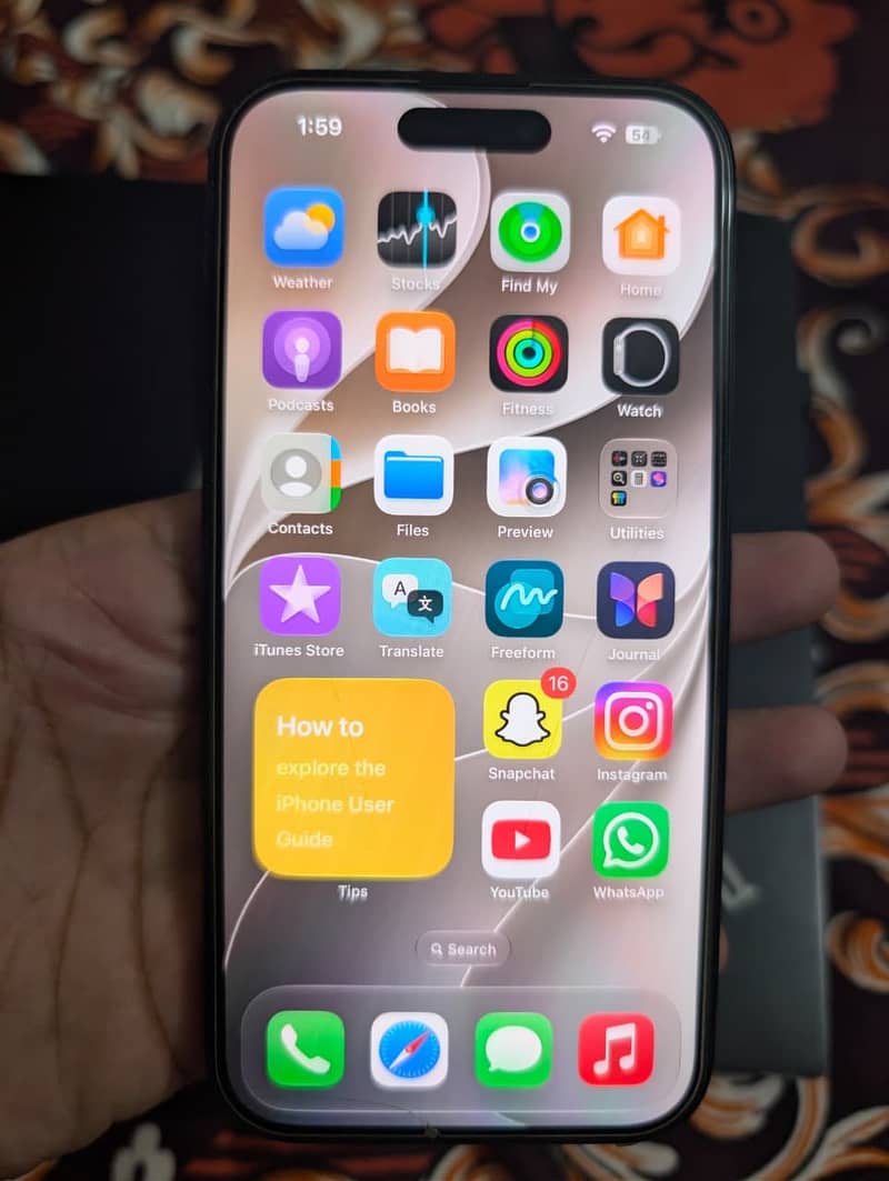 Apple iPhone 15 4