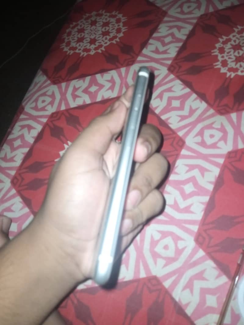Apple iPhone SE 2