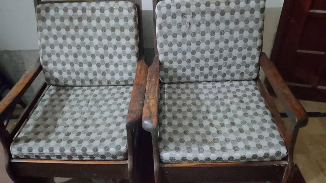 Sofa set 0