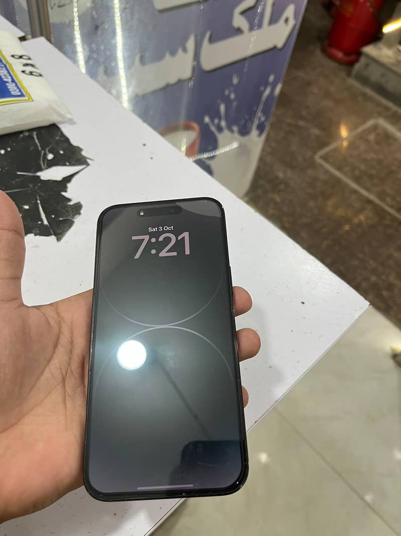 Apple iPhone 14 Pro Max 4