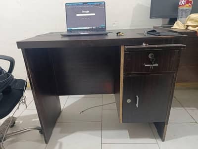 Office tables , computer tables for sale