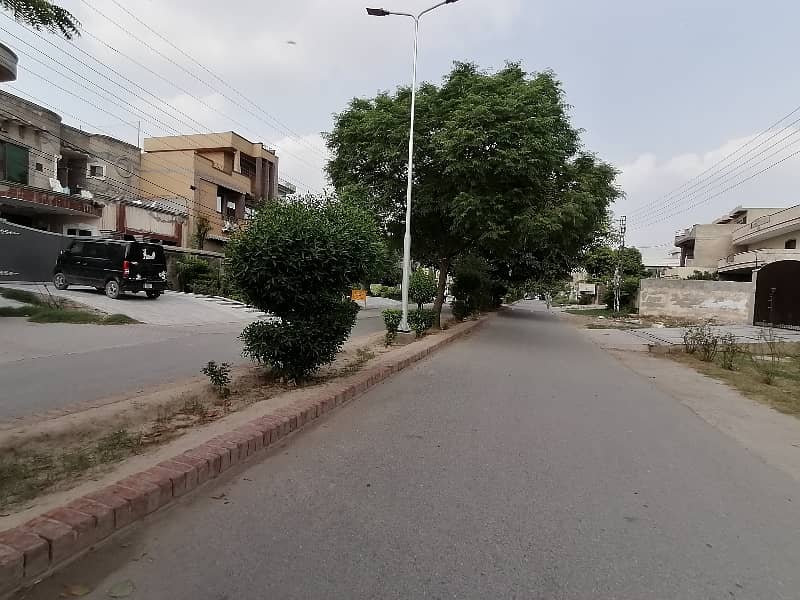 PLOT FOR SALE 1