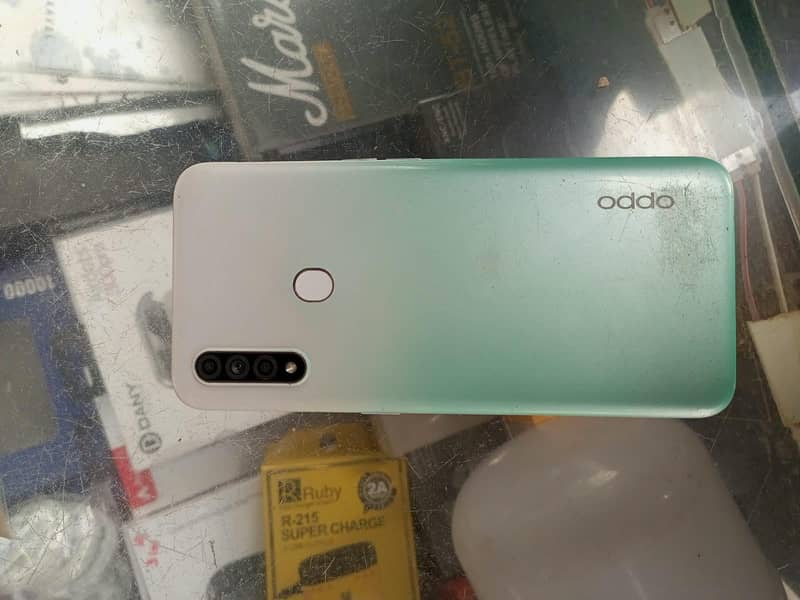 OPPO A31 2