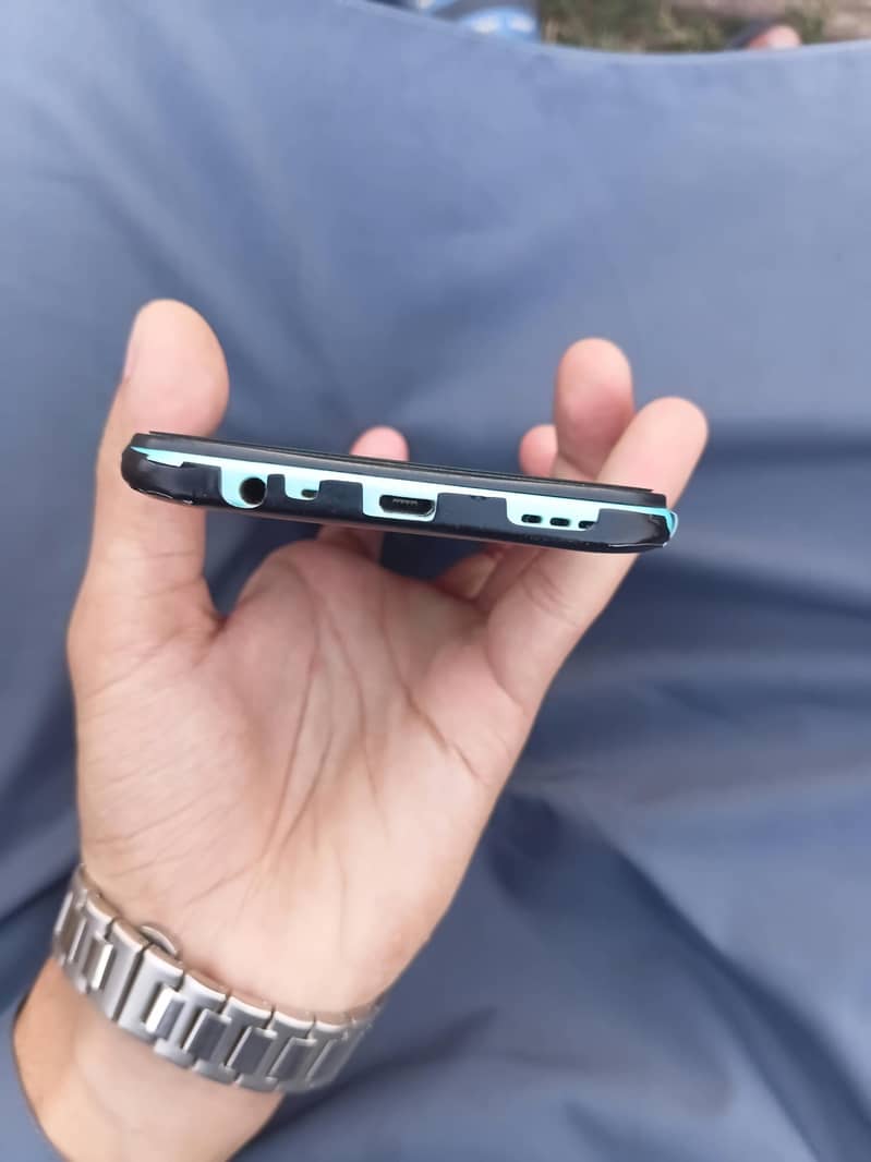 OPPO A31 3