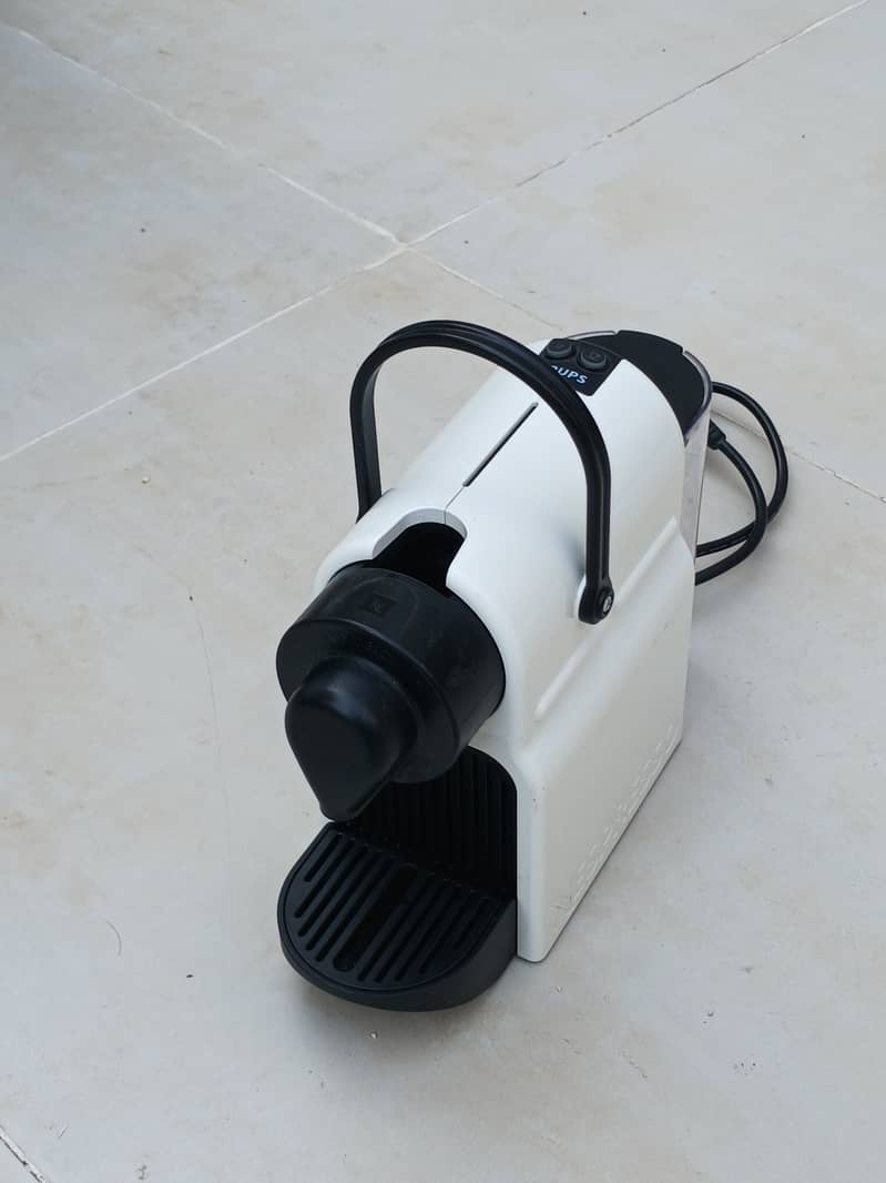 Nespresso Delonghi 8