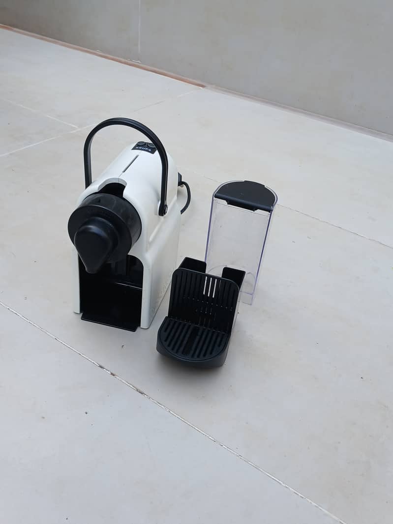 Nespresso Delonghi 12