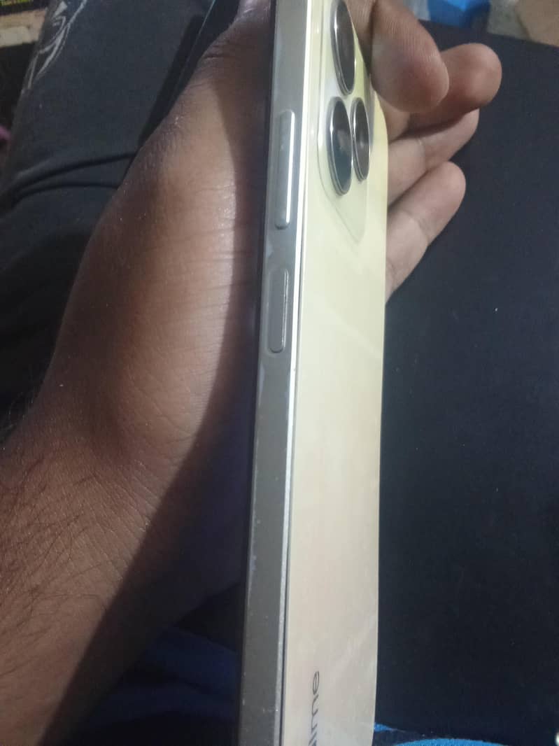 Realme C53 1