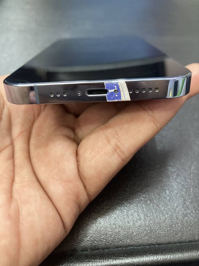 Apple iPhone 13 Pro 1