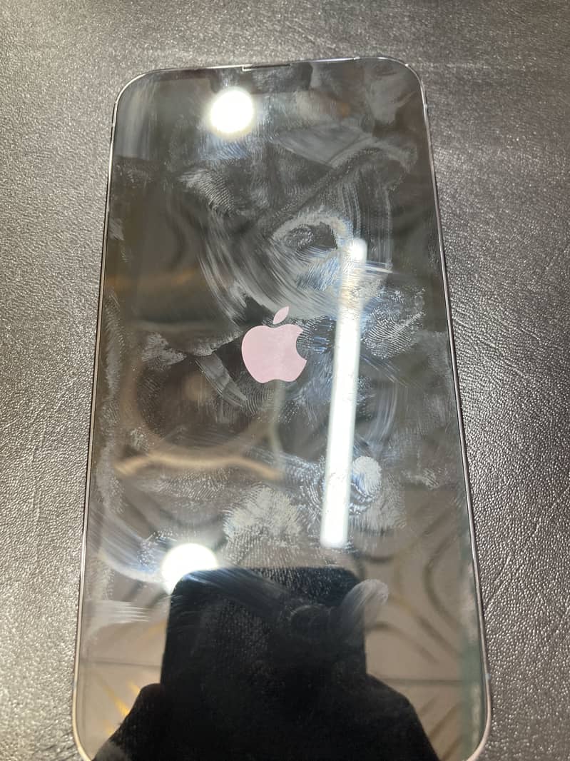 Apple iPhone 13 Pro 3