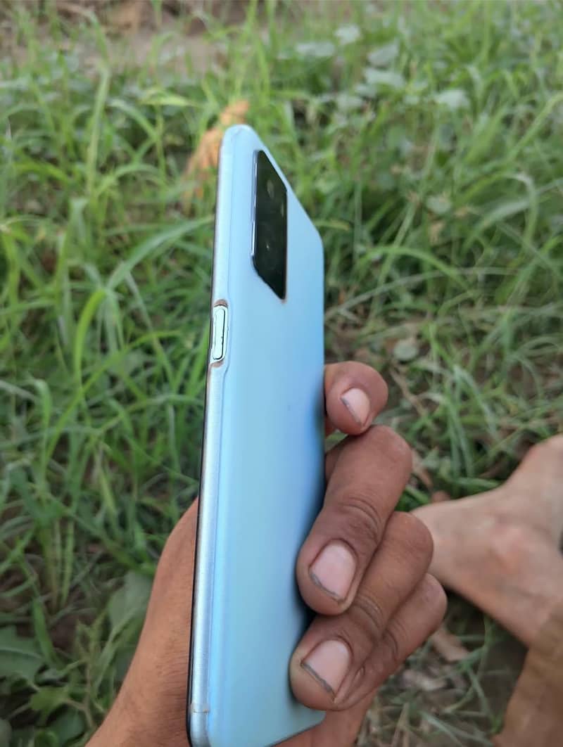 OPPO A76 7