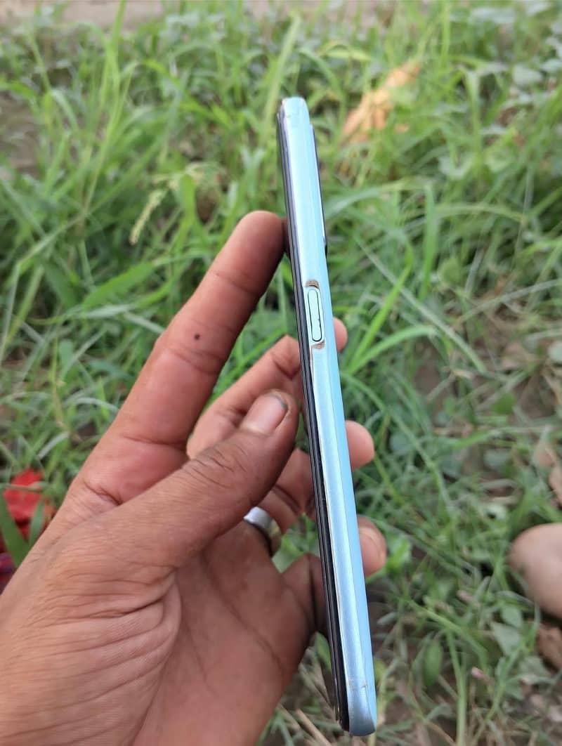 OPPO A76 8