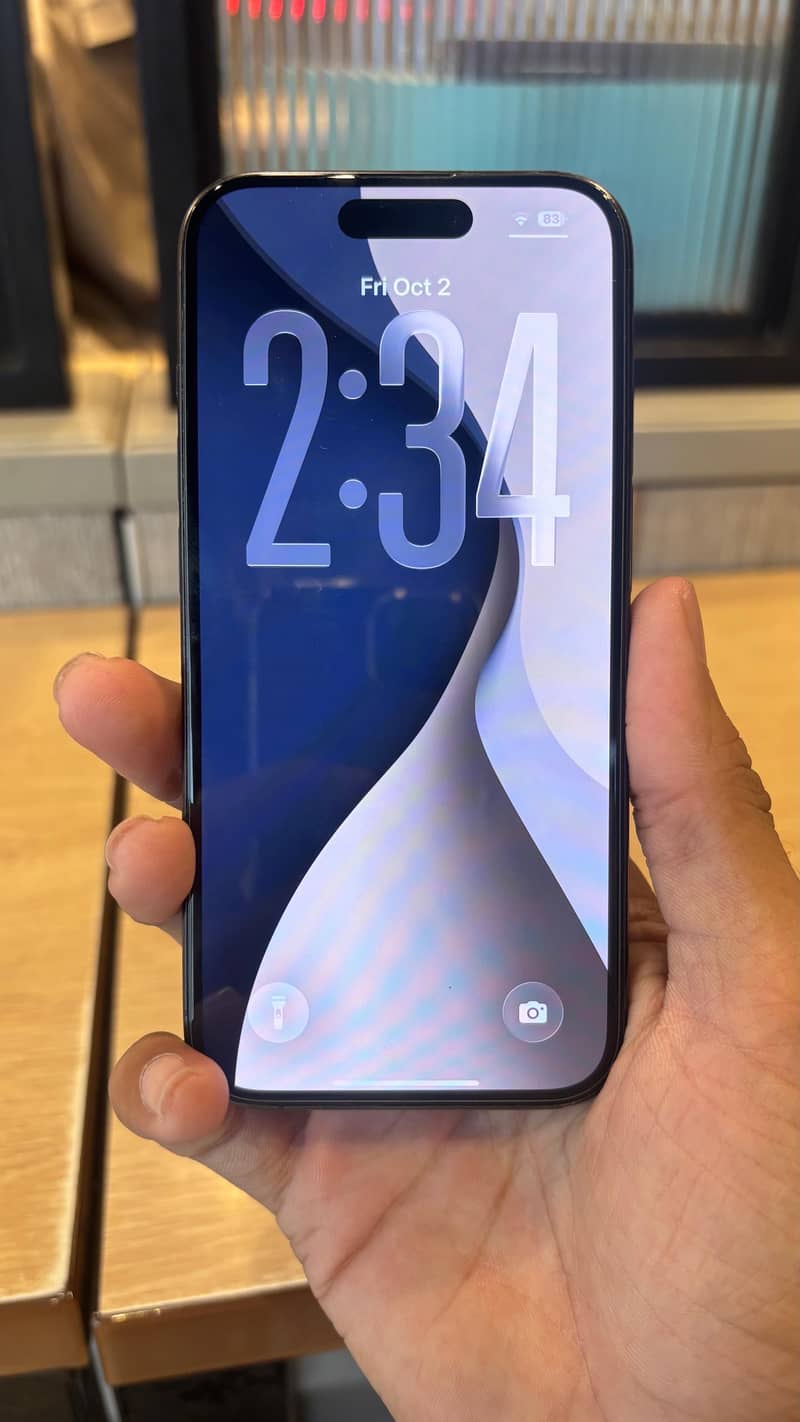 Apple iPhone 15 Pro 2
