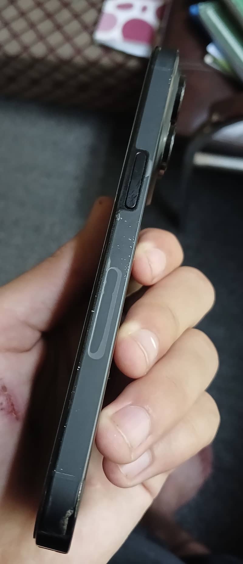Apple iPhone 14 Pro 3