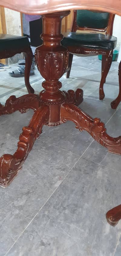Dining tables and chairs set
