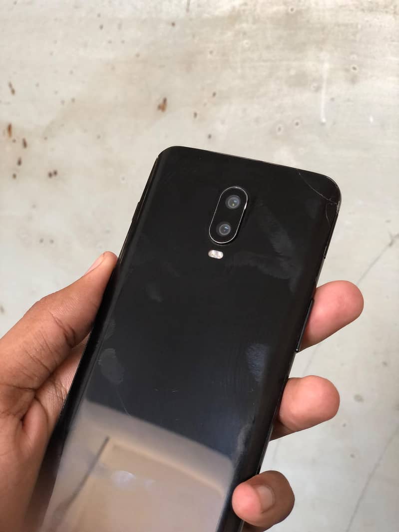 One Plus 6T 2