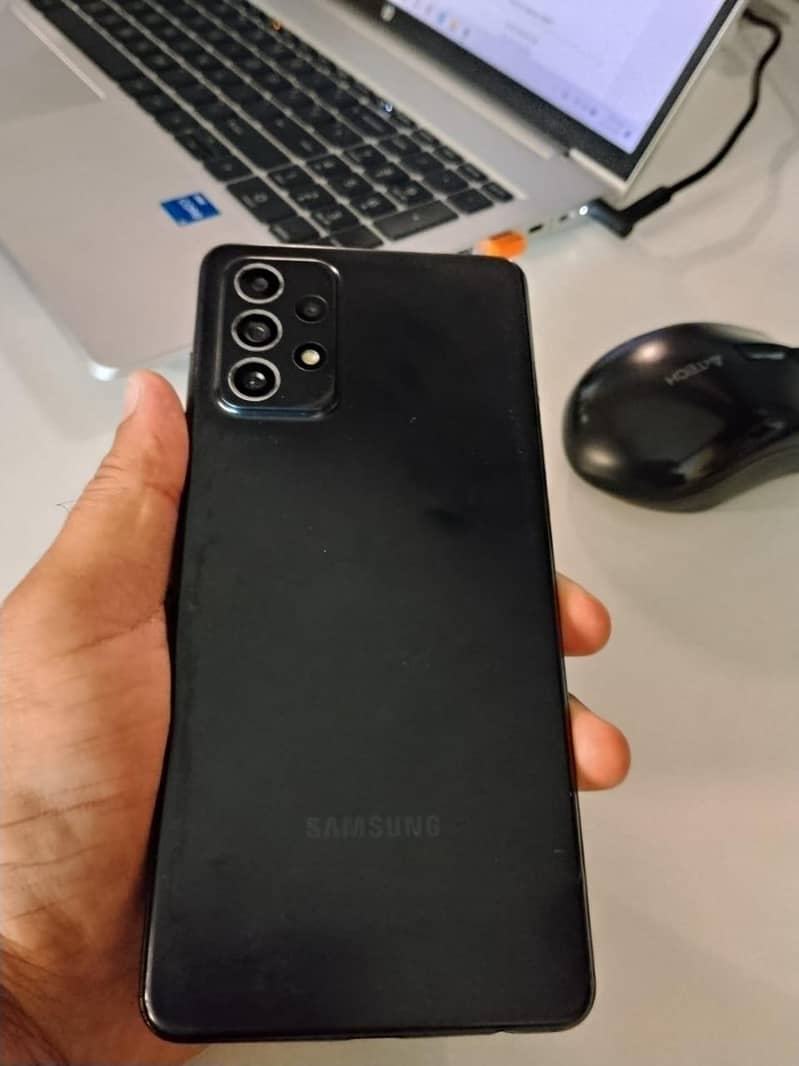 Samsung Mobile A72 1