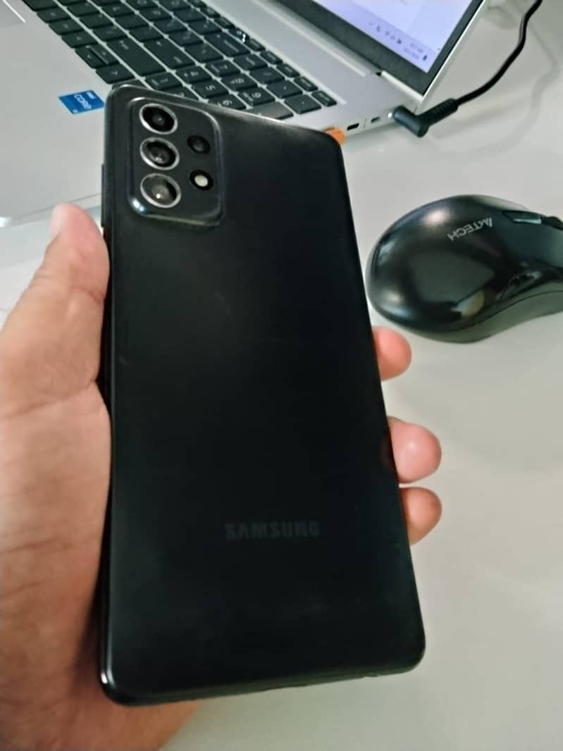Samsung Mobile A72 2