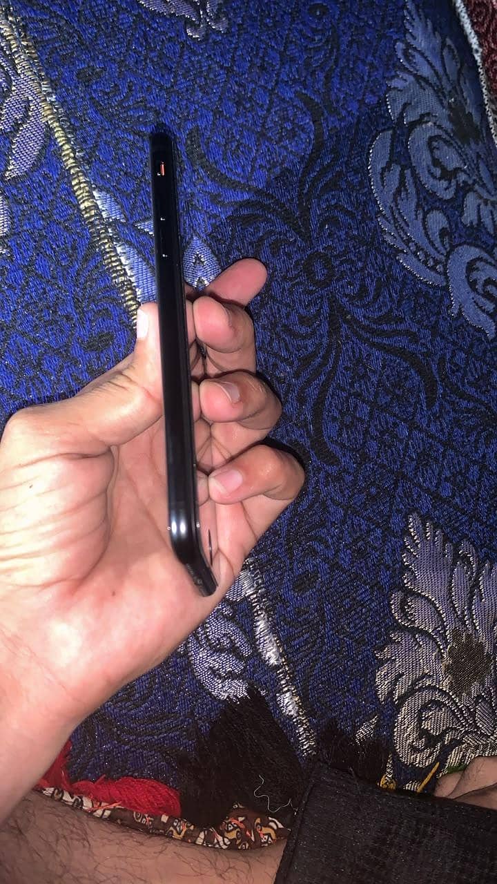 Apple iPhone SE 6