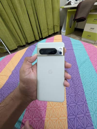 Google Pixel 8 Pro | Porcelain Colour | 10/10
