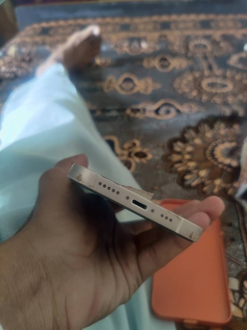 Apple iPhone 12 5