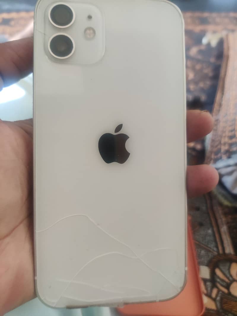 Apple iPhone 12 7