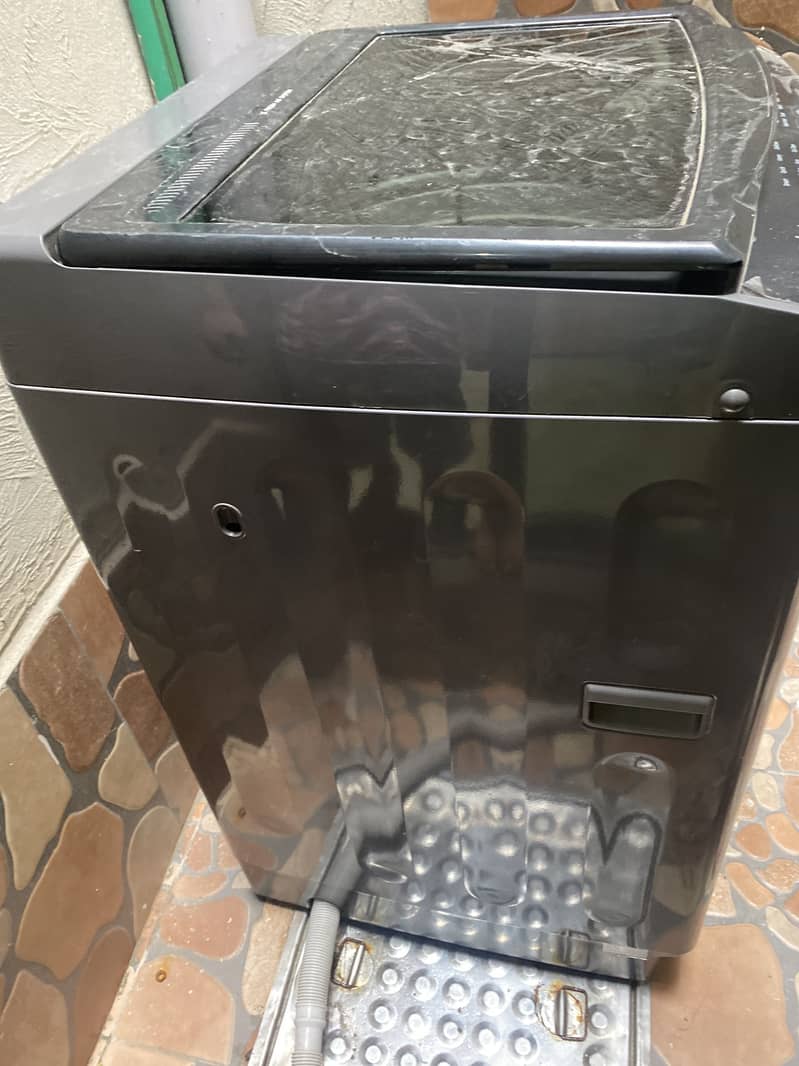 Automatic Haier washing machine 2