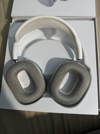 Apple Airpods max