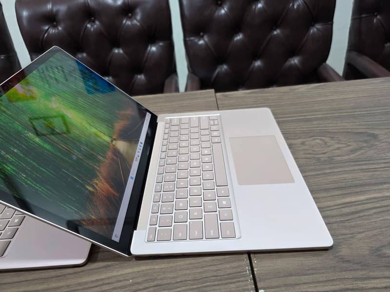 Microsoft Surface Laptop 4 Rose Gold Version 6