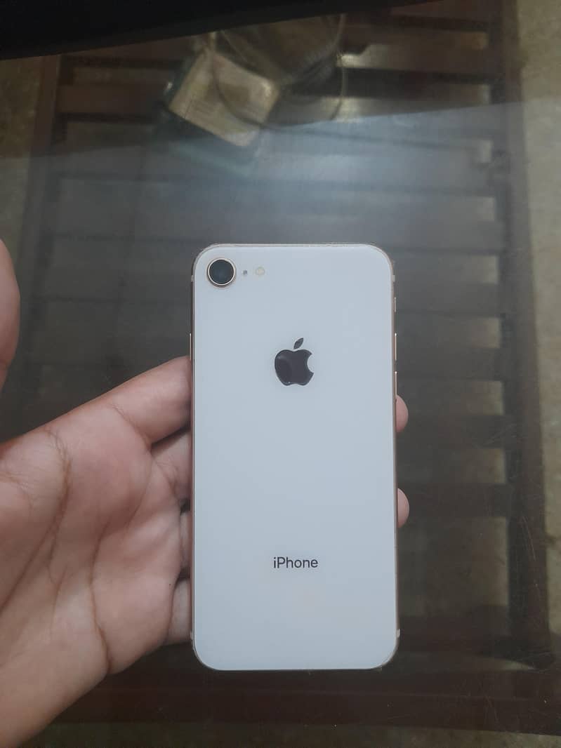 Apple iPhone 8 0