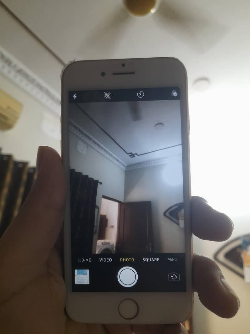 Apple iPhone 8 6