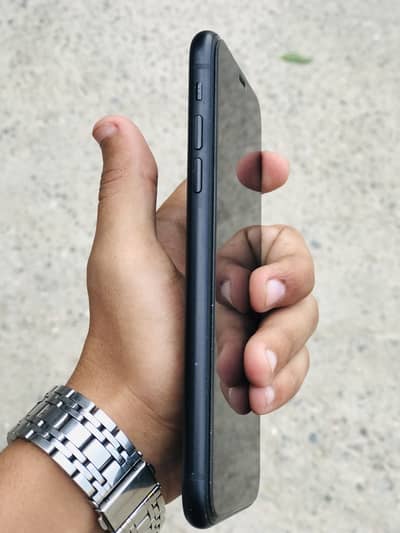 Apple iPhone XR