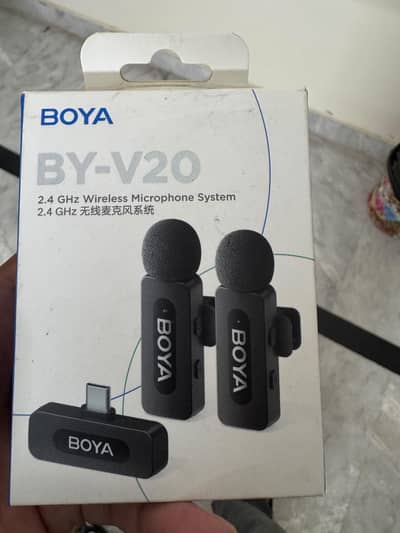 Studio Accessories (Tripod, Boya Mic, Light, Light stand,  2 diffuser)