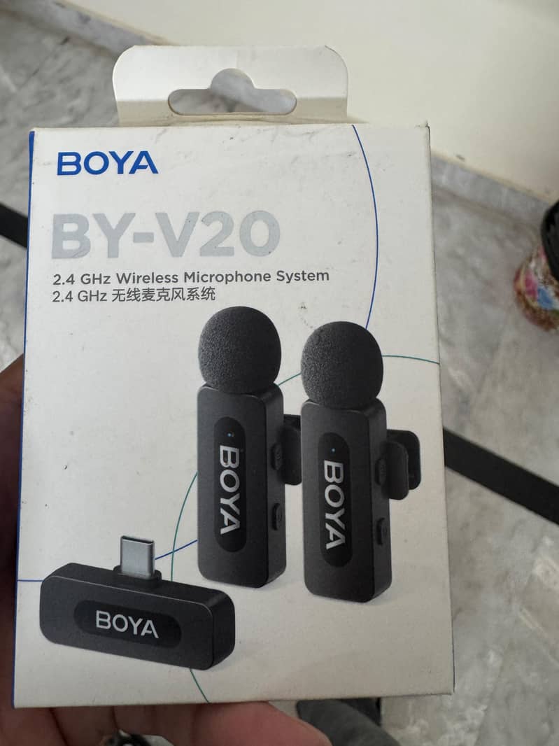 Studio Accessories (Tripod, Boya Mic, Light, Light stand,  2 diffuser) 0